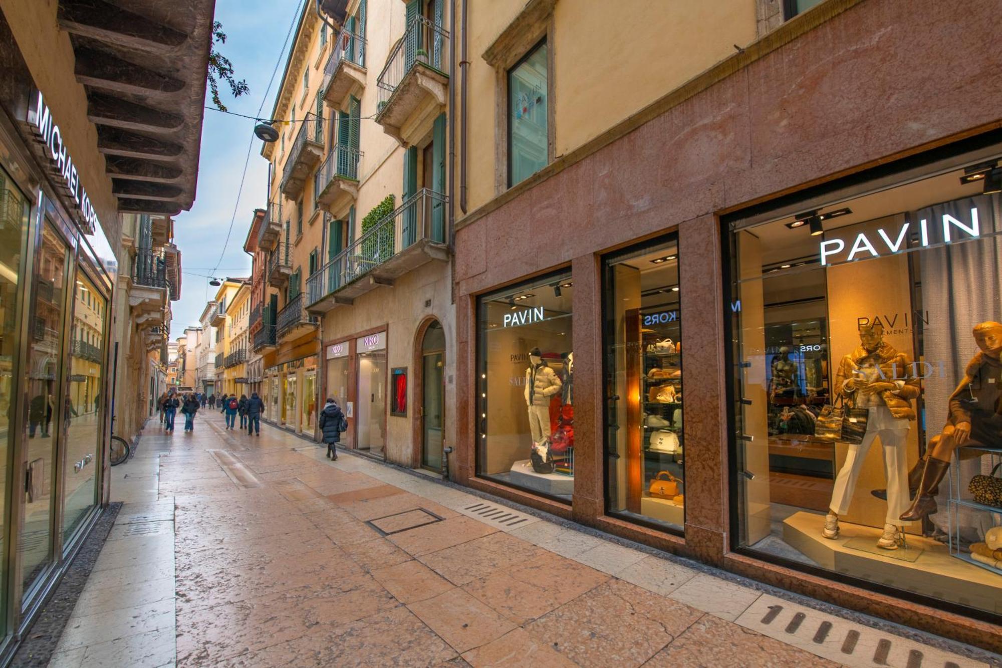 Palace Home Mazzini Verona Center Exterior foto